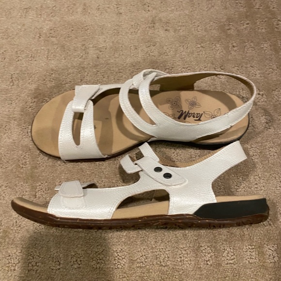 Comfort sandal - Picture 4 of 4
